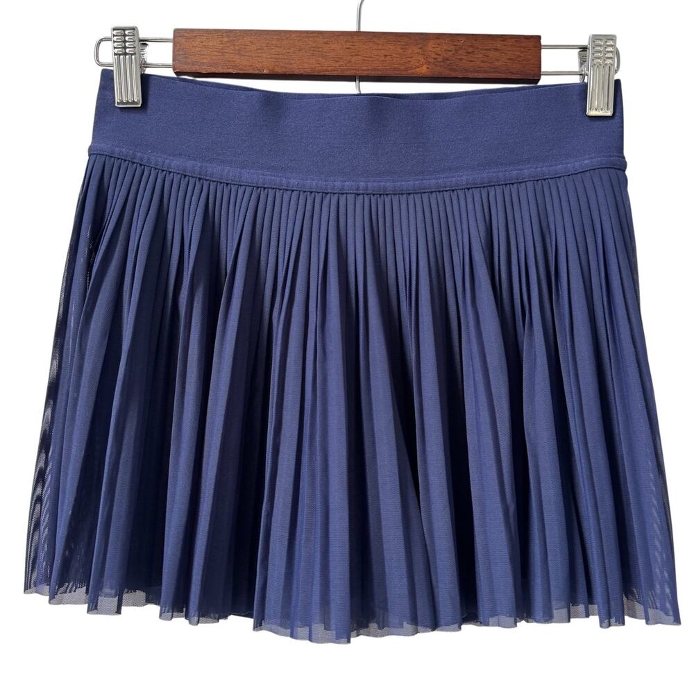 Lululemon Mesh Pleats Mid-Rise Mini Tennis Skirt Size 4